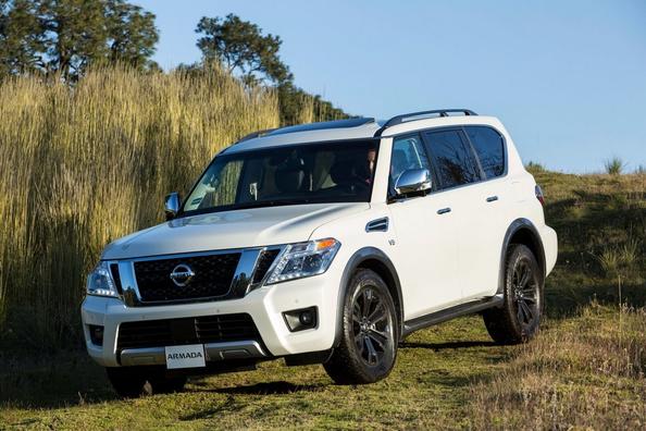 Überblick über den Rahmen eines SUV Nissan Armada der zweiten Generation Foto 3