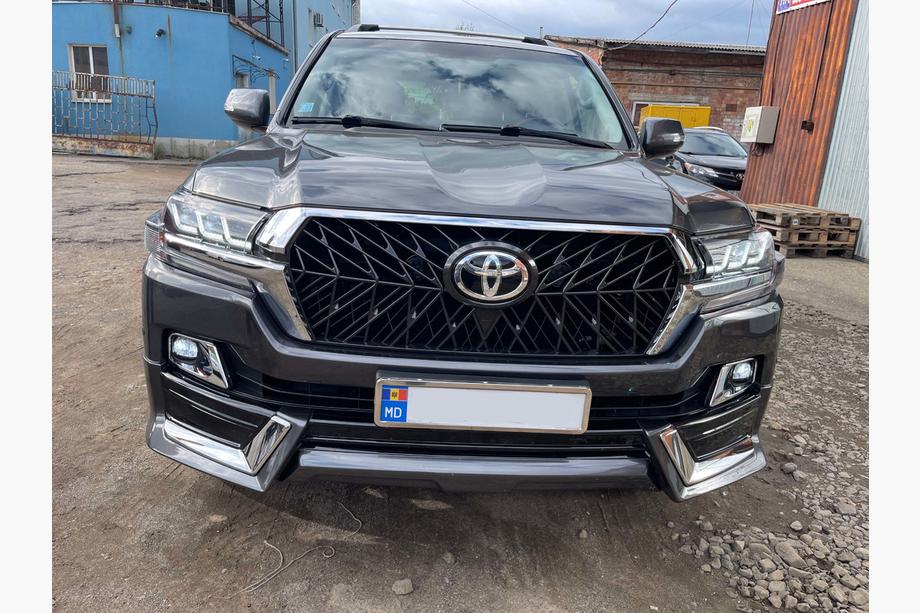 Toyota Land Cruiser 200 2007-2021 Bodykit Satz 2016↗ (TRD 2021) Schwarz Foto 6