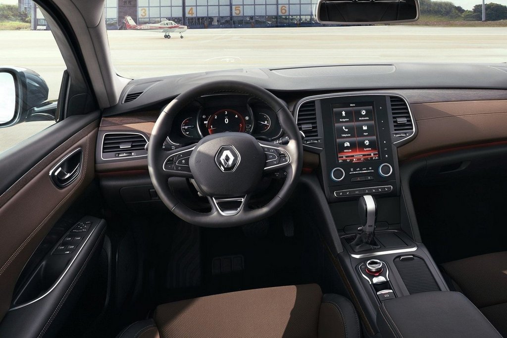 Überblick über die Mittel-große Limousine von Renault Talisman