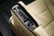 Full-size-Luxus-Minivan Toyota Alphard Foto 10