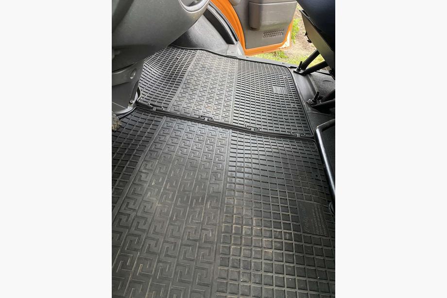 Peugeot Boxer 1994-2006 Gummimatten (2 Stk, Polytep) Image