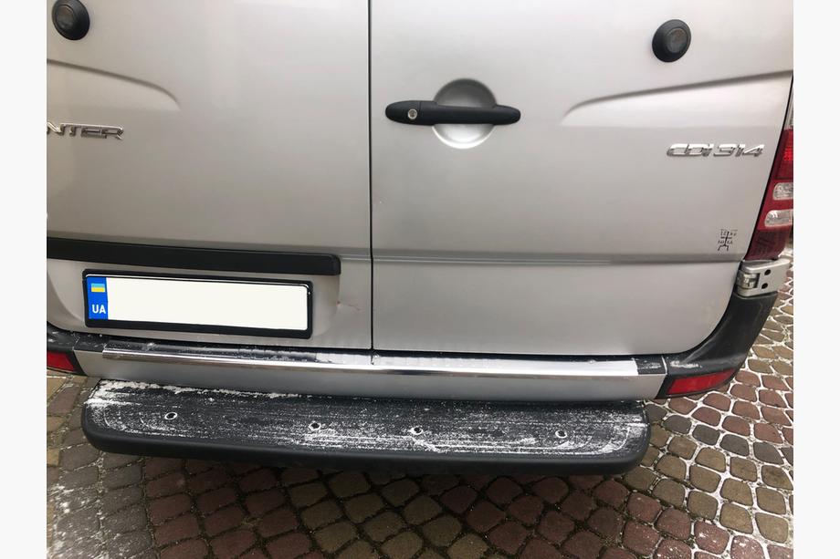 Mercedes Sprinter W906 2006–2018 Heckstoßstangenabdeckung (Carmos V1, Edelstahl) Foto 3