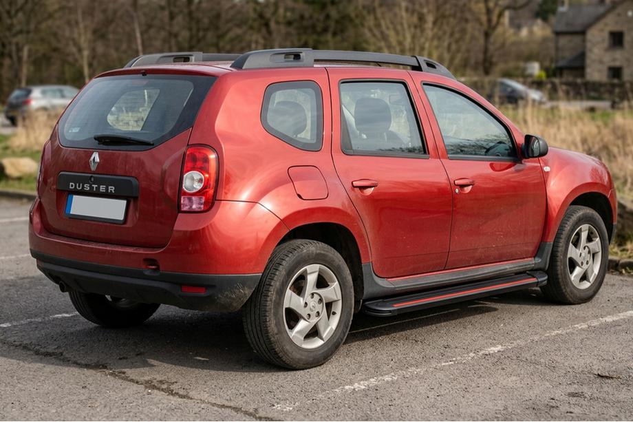 Dacia Duster 2008-2018 Seitenschweller Maya Red (2 Stk., Aluminium) Image