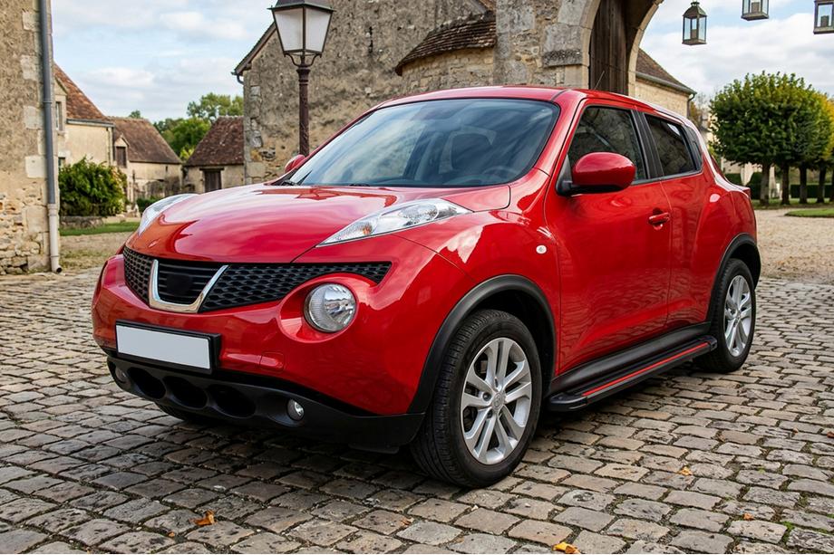 Nissan Juke 2010-2019 Seitenschweller Maya Red (2 Stk., Aluminium) Foto 1