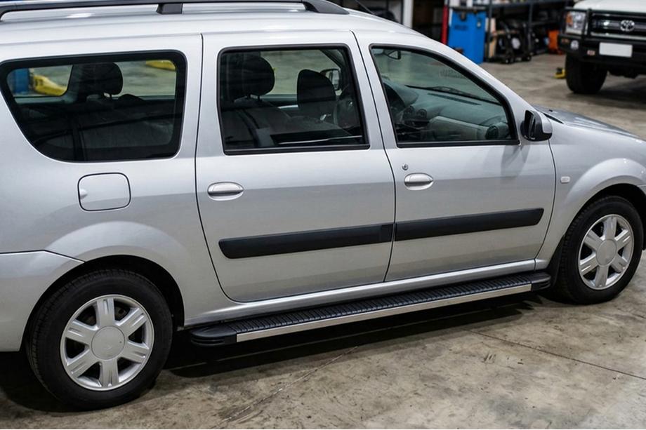 Lada Largus 2012- Seitenschweller Maya V1 (2 Stk., Aluminium) Image