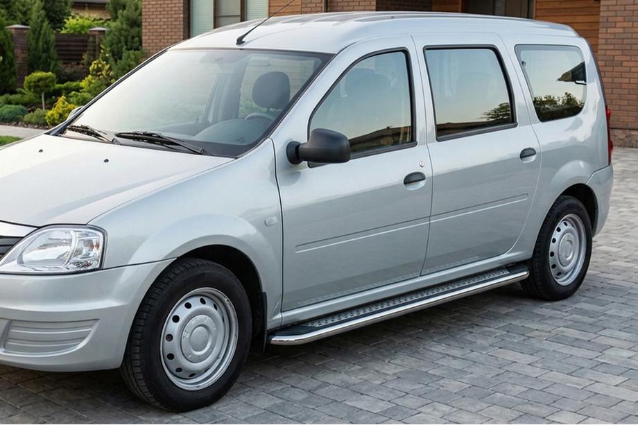 Lada Largus 2012- Seitenschweller Maydos V2 (2 Stk., Aluminium & Edelstahl) Image