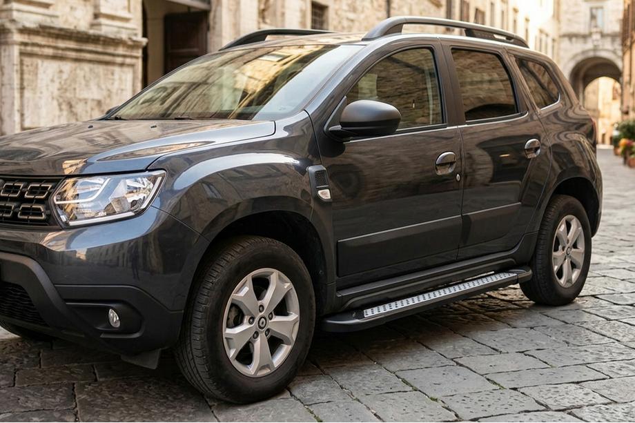 Renault Duster 2018-2024 Seitenschweller New Vision Black (2 Stk., Aluminium) Image