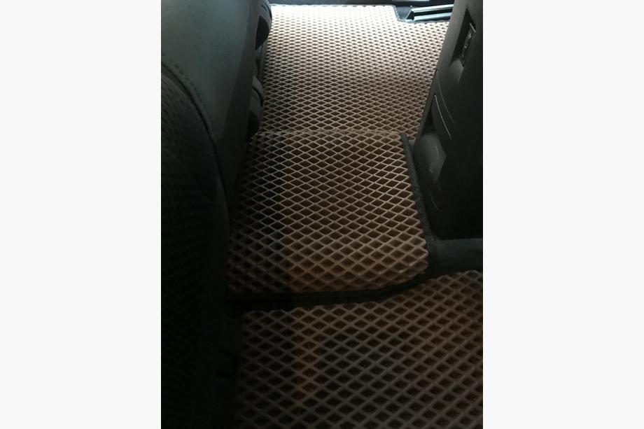 Renault Koleos 2008-2016 EVA Fußmatten (ziegelrot) Foto 7