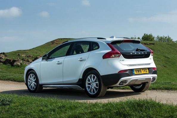 Geländemodifikation des Volvo V40 Cross Country Fließheck Foto 3