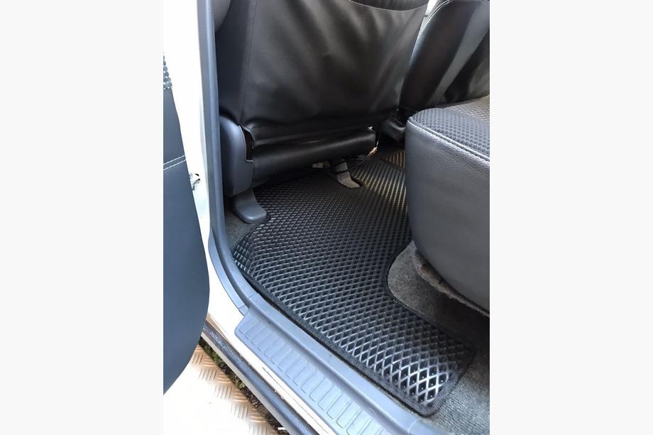 Toyota Land Cruiser 80 1990-1997 EVA Fußmatten (schwarz) GX Foto 3