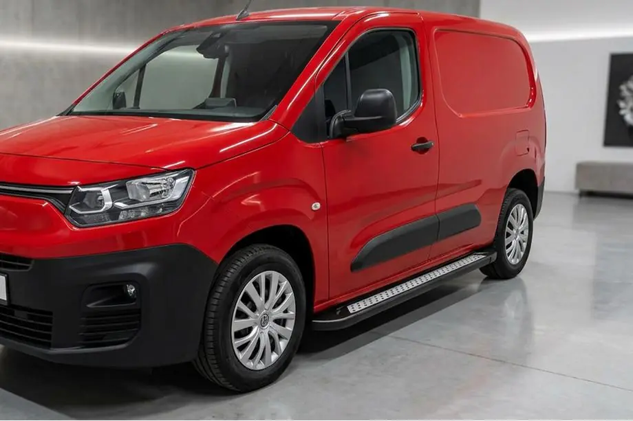 Opel Combo 2019- Seitenschweller New Vision Black (2 Stk., Aluminium) Foto 1