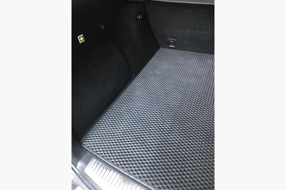 Mercedes ML W164 2005-2011 Kofferraummatte (EVA, Schwarz) Foto 4