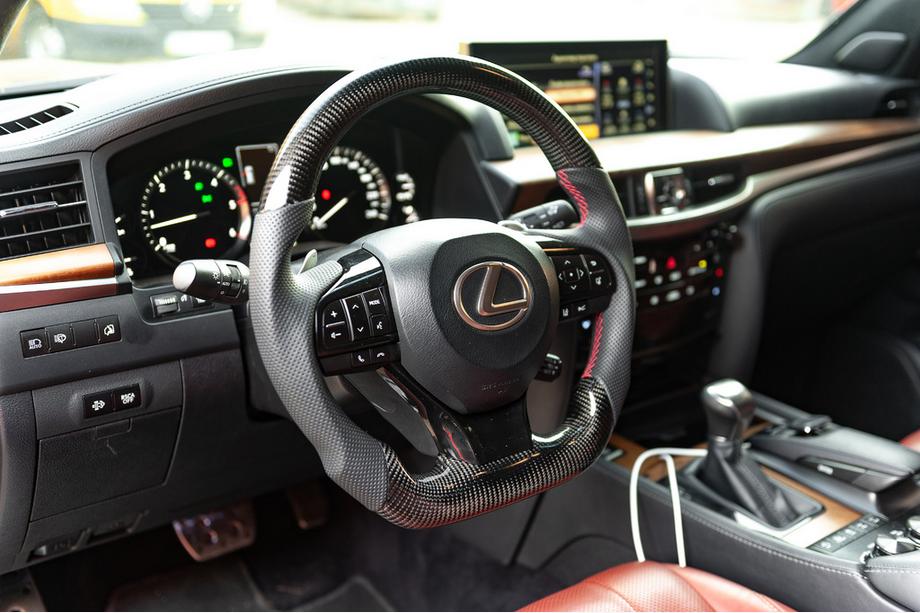Lexus LX570/450d 2008-2022 Komplettes anatomisches Lenkrad (Carbon) Image
