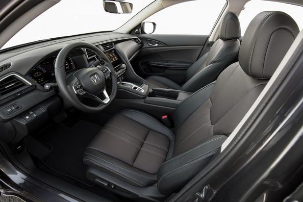 Die Dritte Generation der Hybrid-Limousine Honda Insight Foto 6