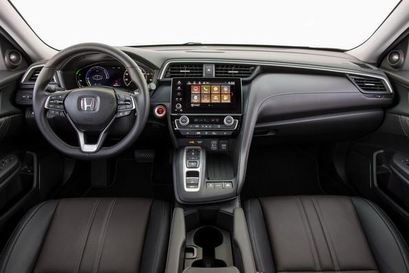 Die Dritte Generation der Hybrid-Limousine Honda Insight Foto 5