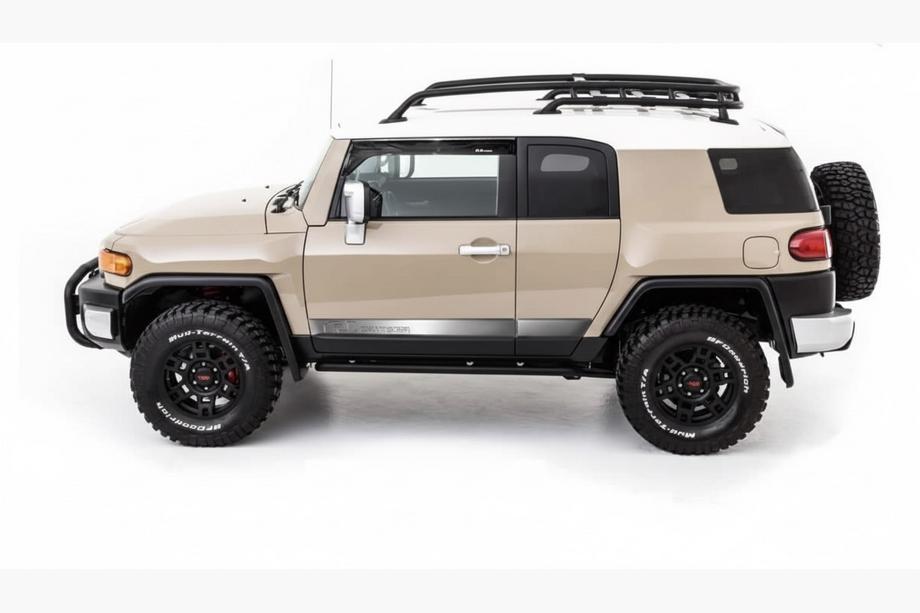 Toyota FJ Cruiser 2006-2022 Satz Türschutzleisten Foto 2