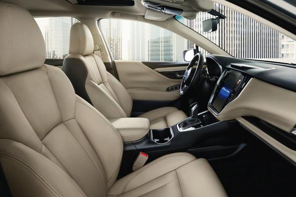 Übersicht der siebten Generation des Subaru Legacy Limousine Foto 11