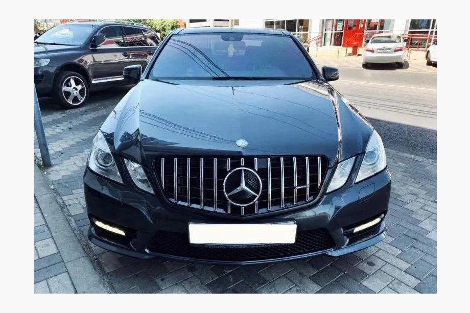 Mercedes E-class W212 2009-2016 Frontgrill GT Panamericana (2009-2012) Foto 5