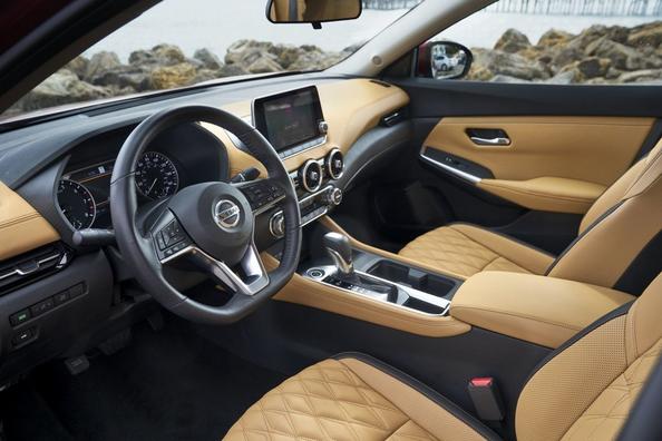 Übersicht der Limousine Nissan Sentra Modelljahr 2020 Foto 10