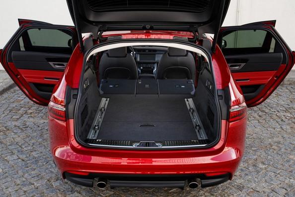 Übersicht der Premium-Kombis Jaguar XF Sportbrake Foto 14