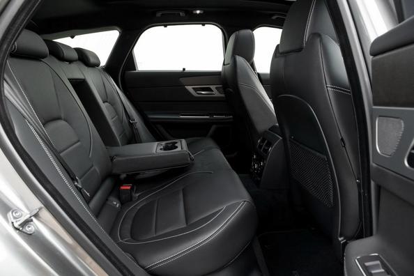 Übersicht der Premium-Kombis Jaguar XF Sportbrake Foto 13