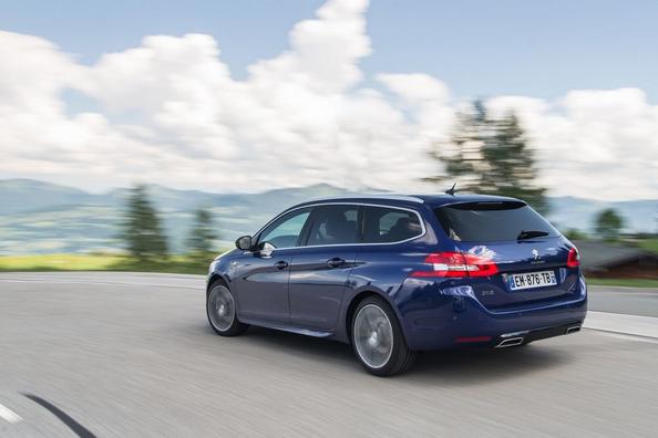Durchsuchen Sie die aktualisierte Kombiversion Peugeot 308 SW Foto 5