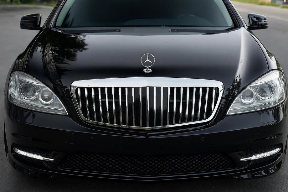 Mercedes S-сlass W221 2005-2013 Kühlergrill Maybach V1 (2009-2013) Image