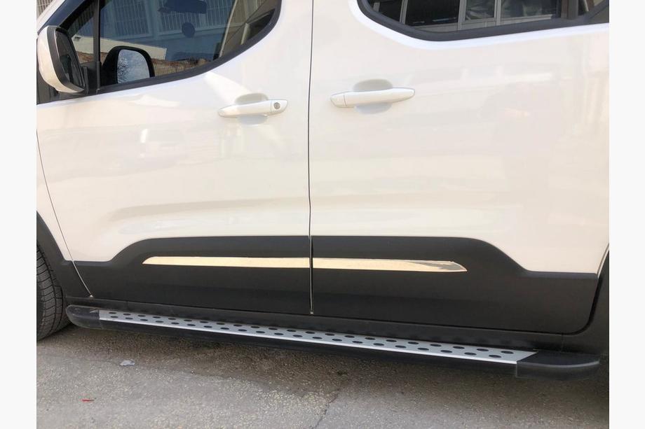 Peugeot Partner/Rifter 2019- Edelstahl Türleisten Abdeckungen Foto 3