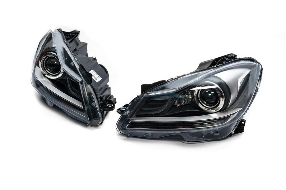Mercedes C-class W204 2007-2015 LED Frontscheinwerfer (2011-2015, 2 Stk) Image