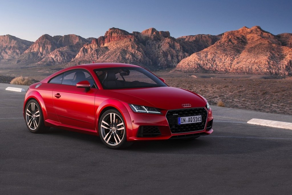 Durchsuchen Sie die aktualisierte Coupé Audi TT Coupe
