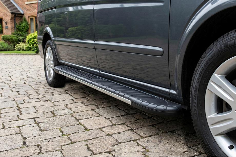 Mercedes Vito W639 2004-2014 Trittbretter Bosphorus Grey (2 Stk., Aluminium) Foto 1