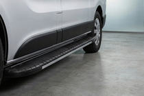 Nissan Primastar 2002-2014 Trittbretter Bosphorus Grey (2 Stk., Aluminium) Foto 1