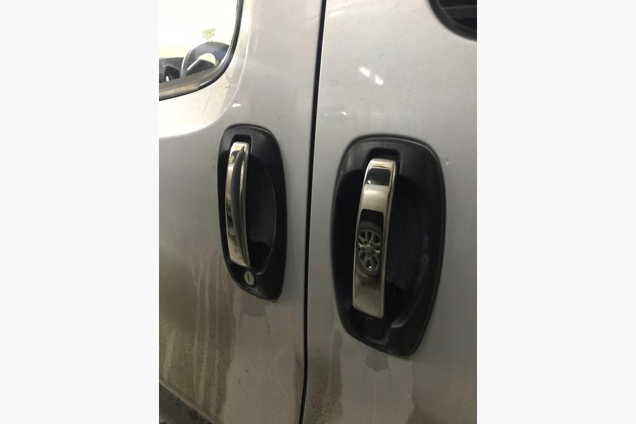 Fiat Fiorino/Qubo 2008-2024 Chrom Türgriffblenden (4 Stück, Edelstahl) OmsaLine - Italienischer Edelstahl Foto 6