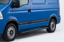 Nissan Interstar 2002-2010 Seitenschweller Maya Blue (2 Stk., Aluminium) Foto 1