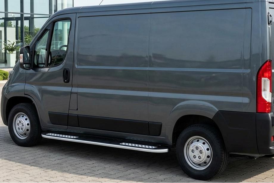 Fiat Ducato 2006-2025 Seitenschweller Tayga V2 (2 Stk., Aluminium) Image