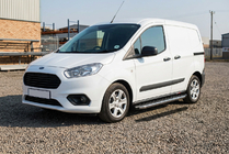 Ford Courier 2014-2023 Seitenschweller BlackLine (2 Stk., Aluminium) Foto 1