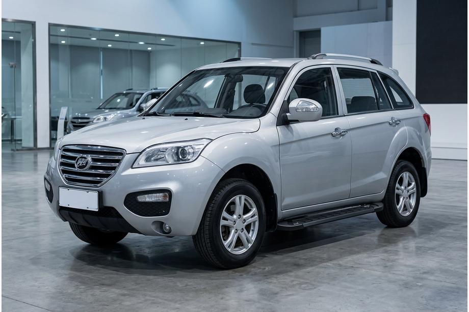 Lifan X60 2011- Seitenschweller RedLine Black (2 Stk., Aluminium) Image