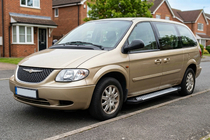 Chrysler Voyager 2001-2007 Trittbretter Allmond Grey (2 Stk., Aluminium) Foto 1