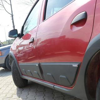 Türleisten (4 Stk, ABS) Dacia Sandero 2013-2020 Foto 3