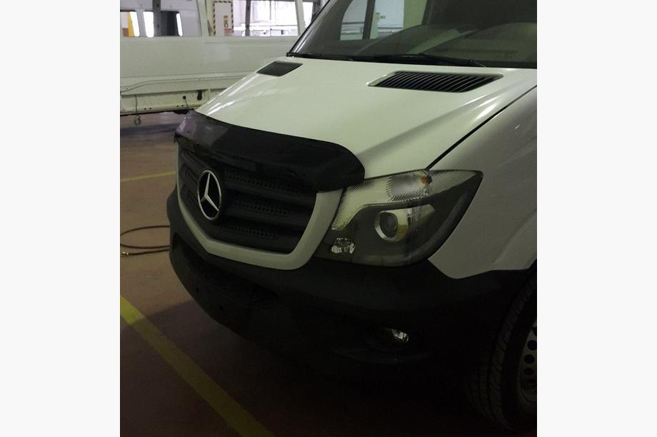 Mercedes Sprinter W906 2006–2018 Motorhaubenschutz 2013+ (V2, EuroCap) Foto 9