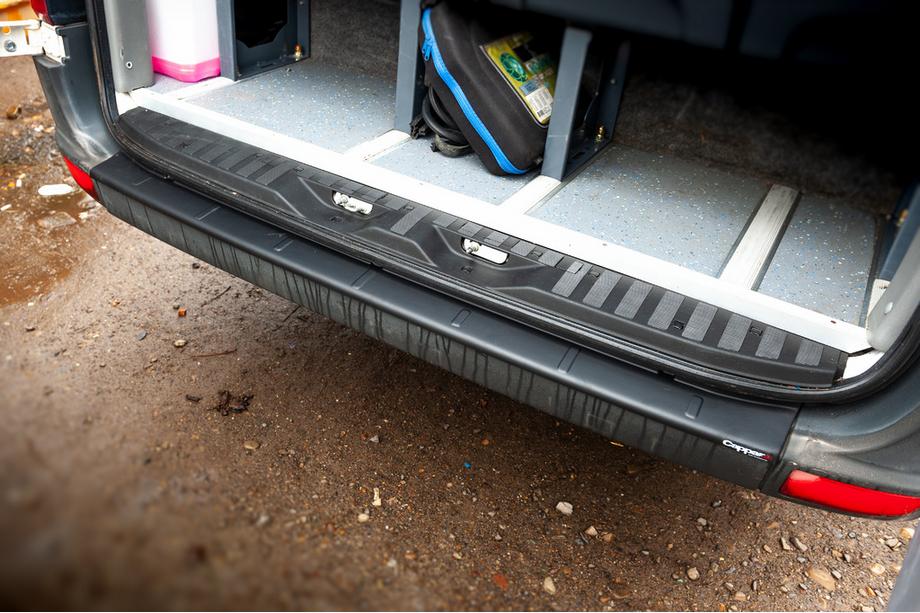 Mercedes Sprinter W907/W910 2018- Heckstoßstangenabdeckung EuroCap (ABS) Foto 2