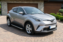 Toyota C-HR 2016-2023 Trittbretter BlackLine (2 Stk., Aluminium) Foto 1