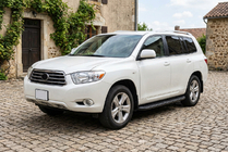 Toyota Highlander 2008-2013 Seitenschweller Tayga Black (2 Stk., Aluminium) Foto 1