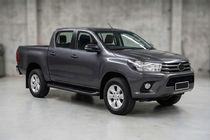 Toyota Hilux 2015- Seitenschweller Tayga Black (2 Stk., Aluminium) Foto 1