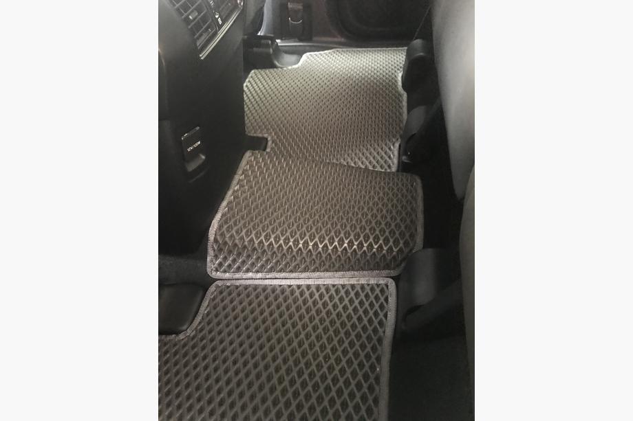 Toyota Land Cruiser Prado 150 2009-2023 EVA Fußmatten (schwarz) 7-Sitzer, 2013-2022 Foto 2
