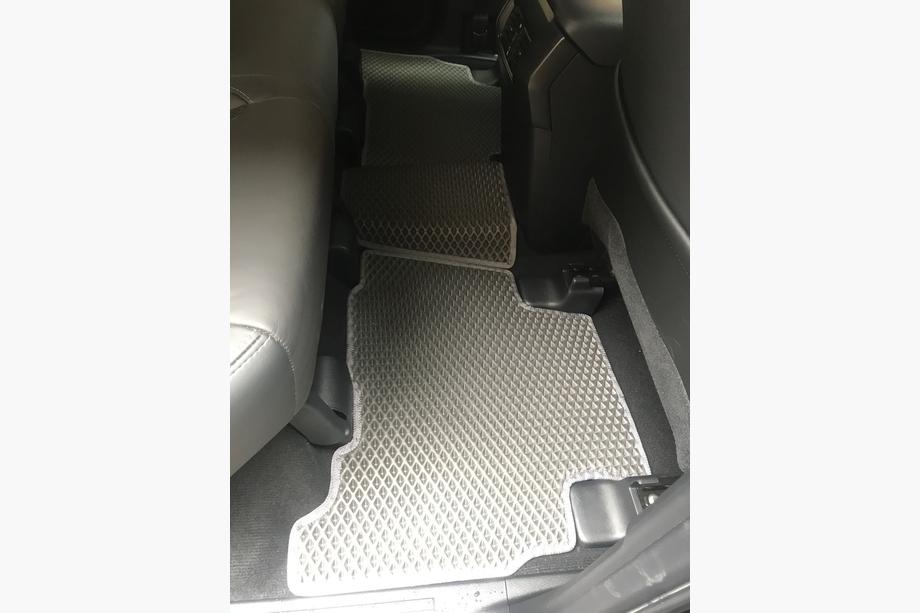 Toyota Land Cruiser Prado 150 2009-2023 EVA Fußmatten (schwarz) 7-Sitzer, 2013-2022 Foto 6