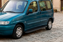 Peugeot Partner 1996-2008 Seitenschweller Tayga Black (2 Stk., Aluminium) Foto 1