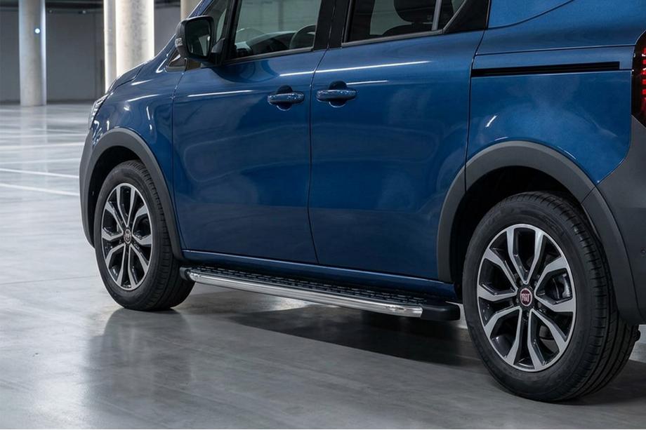 Peugeot Partner/Rifter 2019- Seitenschweller BlackLine (2 Stk., Aluminium) Image