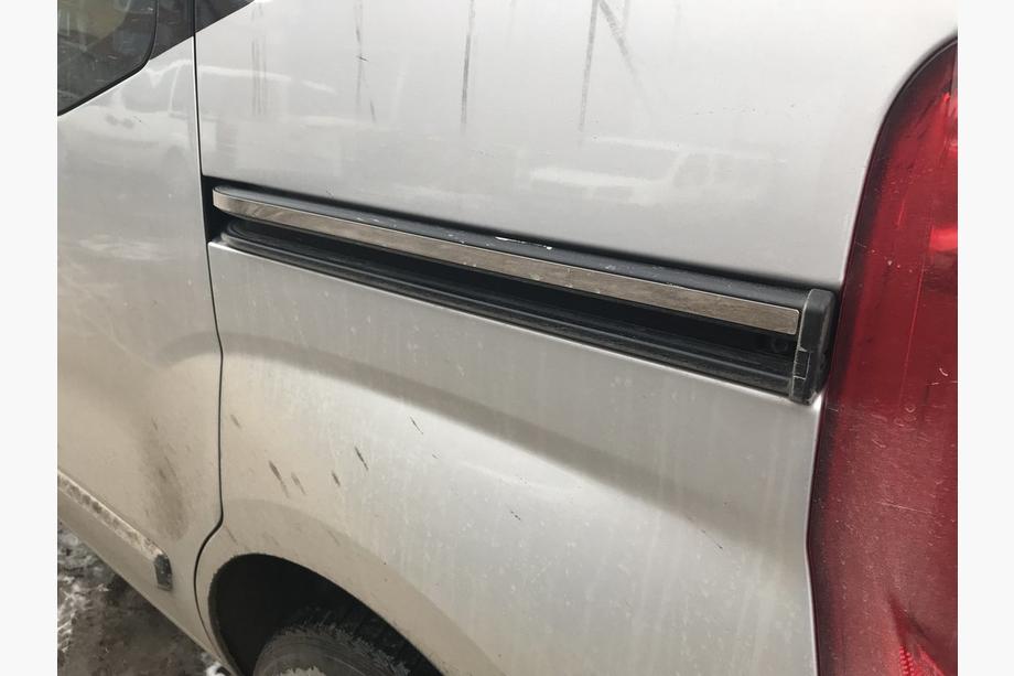 Fiat Fiorino/Qubo 2008-2024 Edelstahl Zierleisten für Schiebetüren (2 Stk) Carmos - Türkischer Edelstahl Foto 4