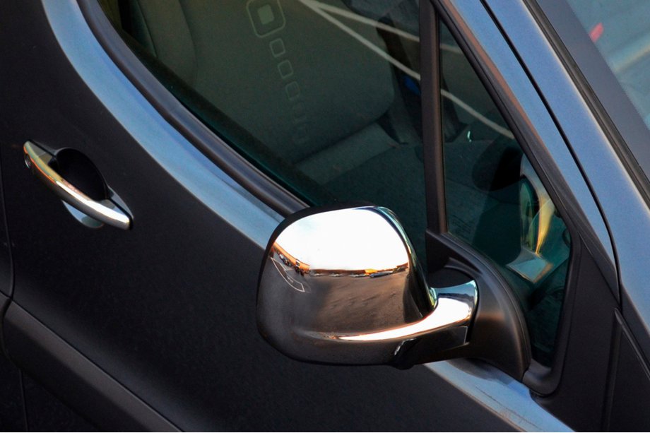 Opel Combo 2019- Spiegelabdeckungen (2 Stk, Kunststoff) Carmos Foto 3